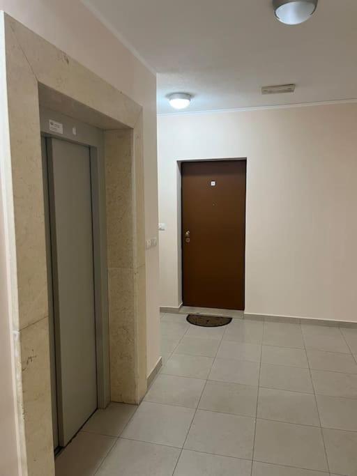 Lovely Apartment With The Parking Place Podgorica Buitenkant foto